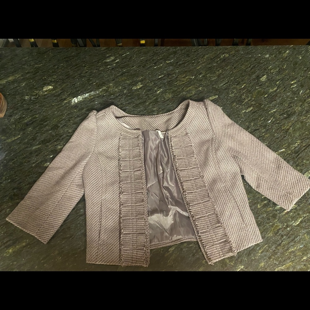 Brown’ish LG cropped blazer,